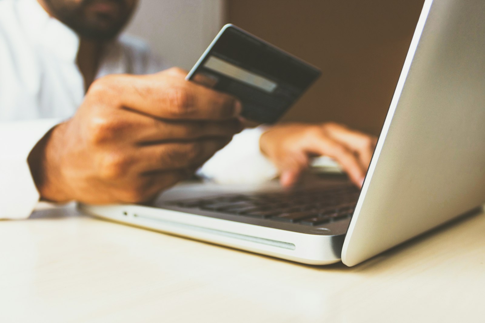Unlimited business cards, one click away.